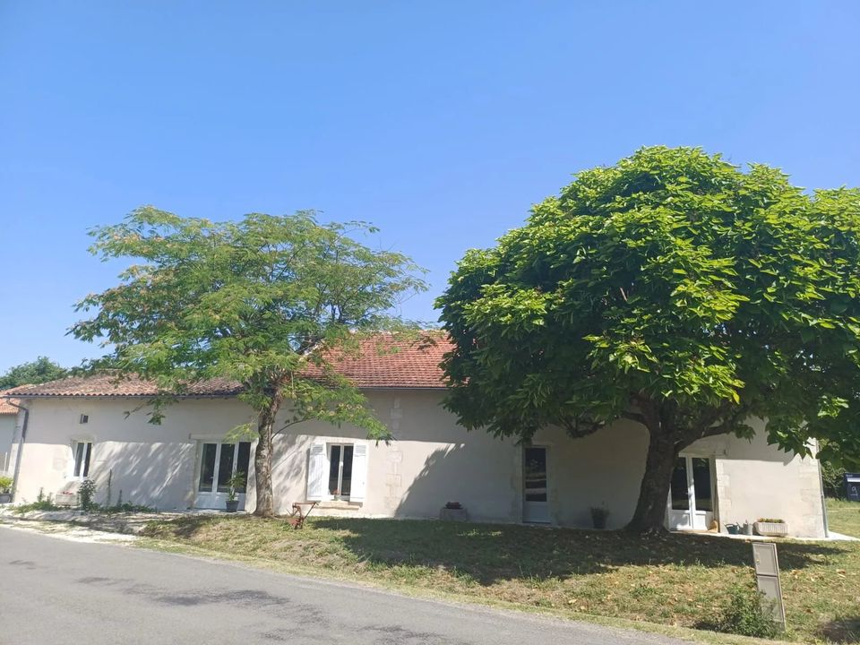 Villa i Chalais, Charente - bilde 1