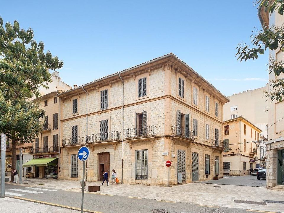 Erhvervsejendom i Inca, Mallorca - foto 1