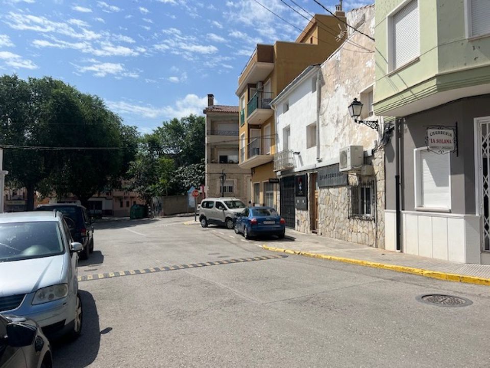 Erhvervsejendom i Ayora, Valencia - foto 2