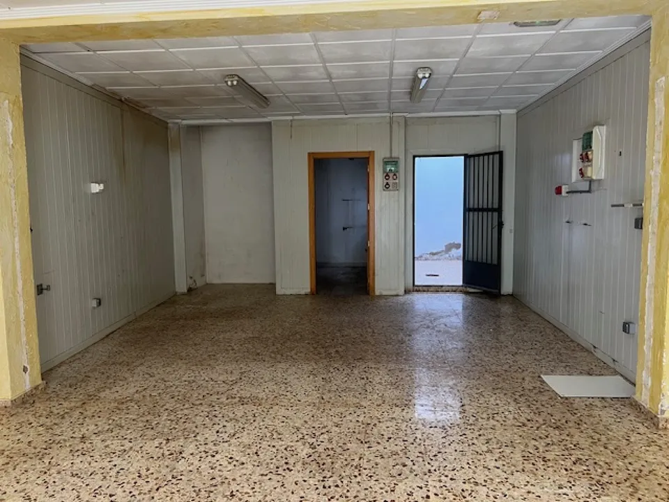 Erhvervsejendom i Ayora, Valencia - foto 4
