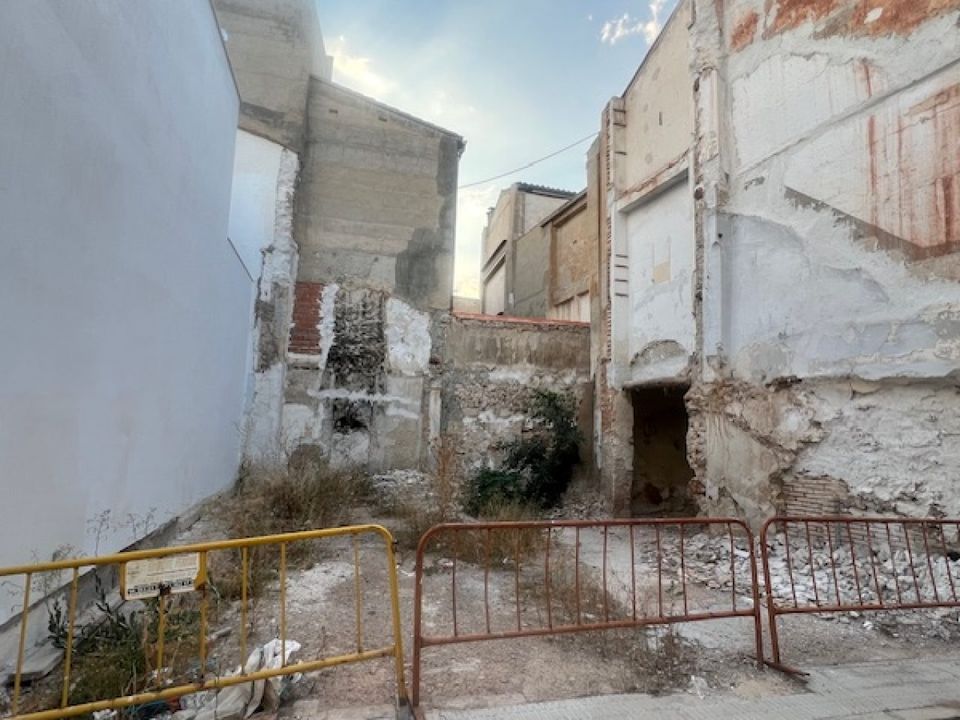 Helårsgrund i Ayora, Valencia - foto 3