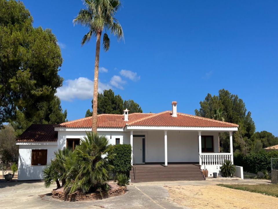 Villa i La Nucia, Alicante - foto 1