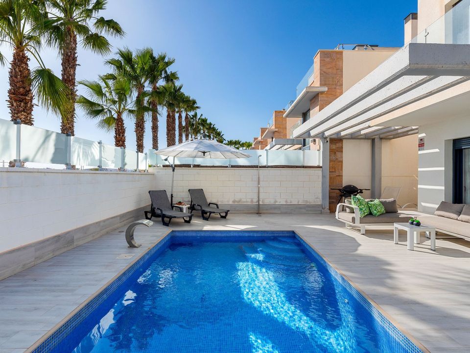 Villa in Orihuela Costa, Alicante - photo 3