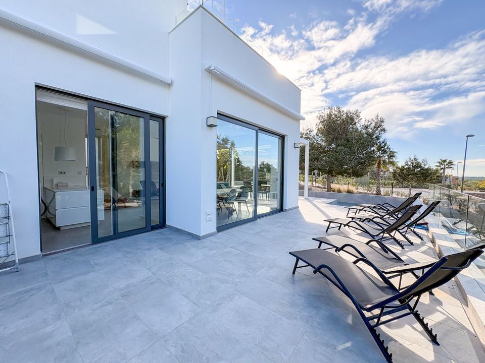 Villa in Orihuela Costa, Alicante - photo 5
