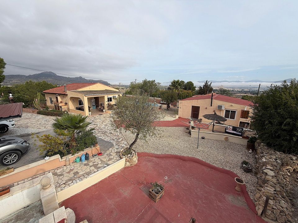 Villa i Sax, Alicante - bilde 1