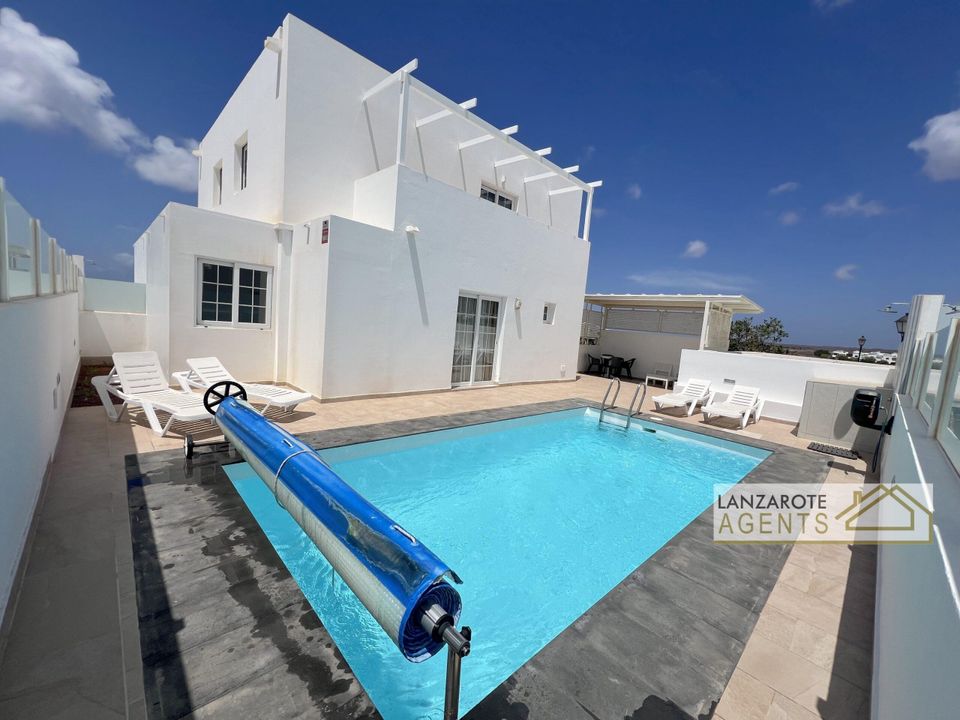 Villa i Playa Blanca (Yaiza), Lanzarote - foto 1