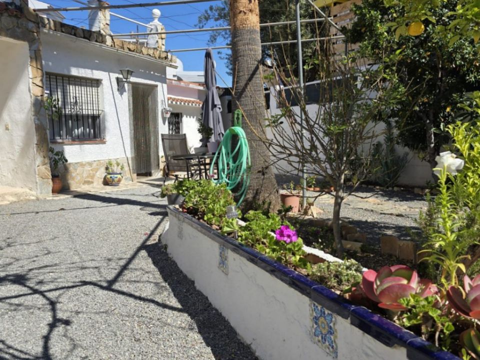 Villa i Alfaz del Pi, Alicante - foto 1