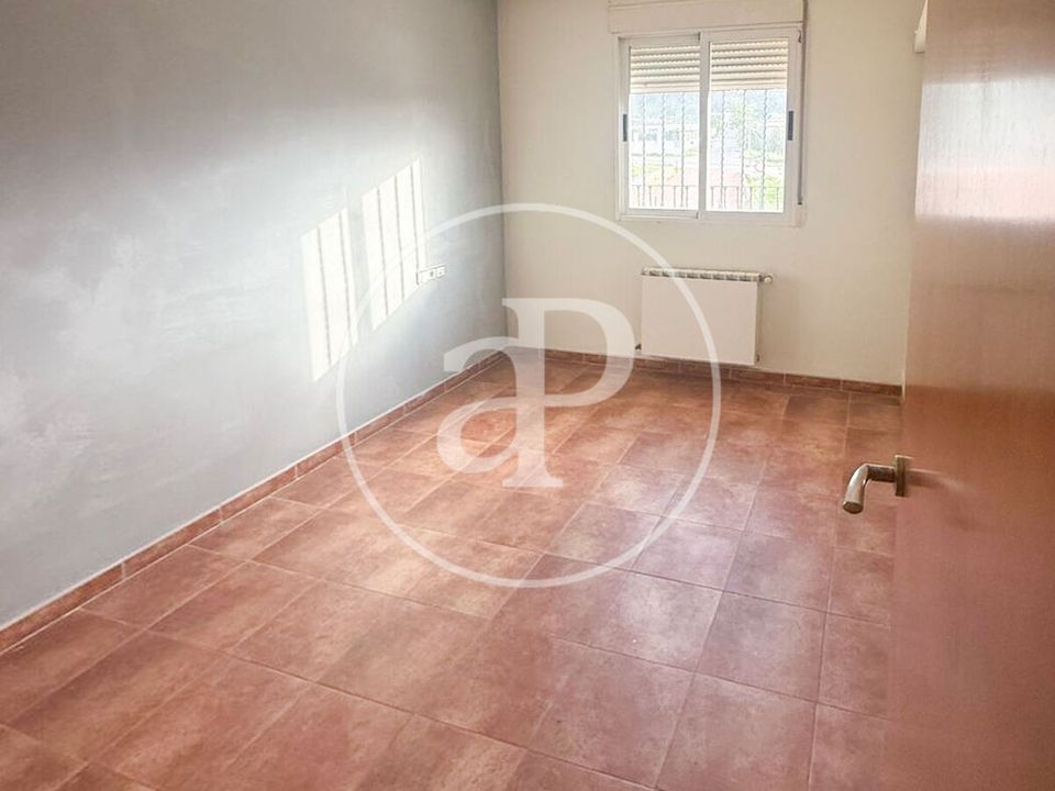 Villa i Riba-Roja De Turia, Valencia - foto 4