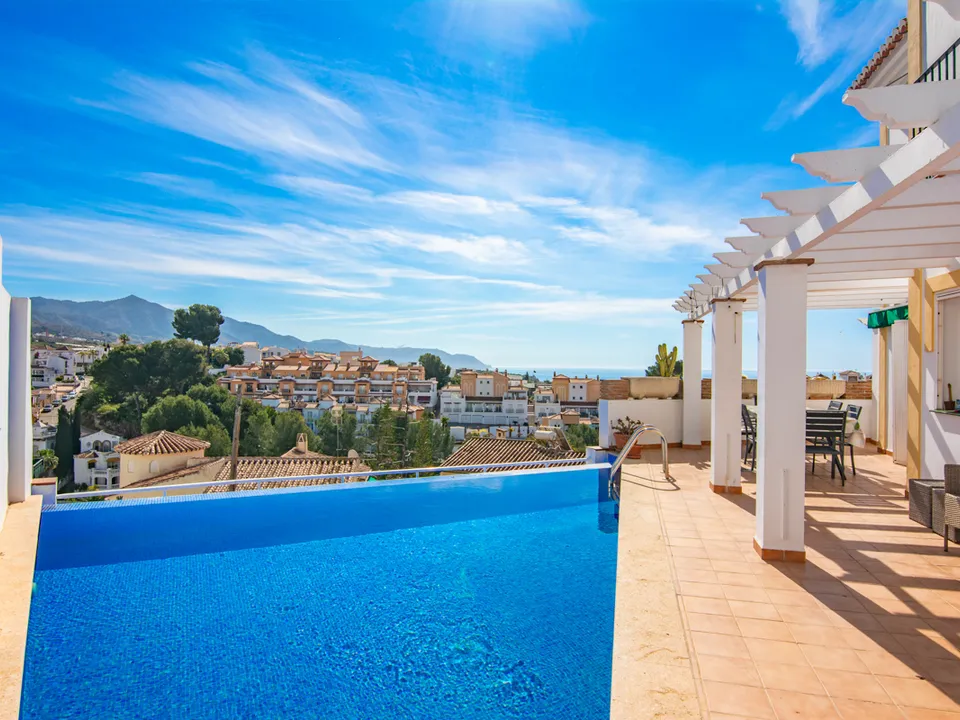 Villa i Nerja, Malaga - foto 4