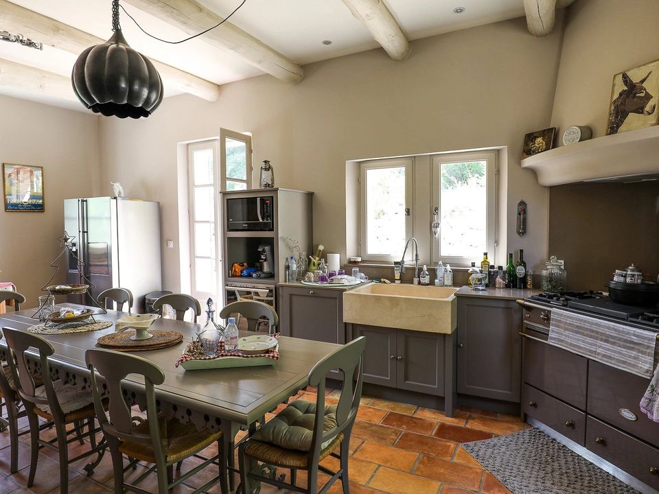 Villa i Les Baux de Provence, Bouches-du-Rhone - foto 4