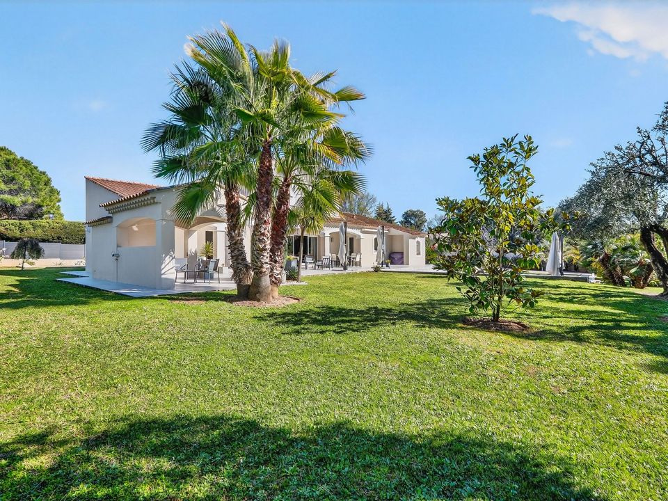Villa i Mougins, Alpes-Maritimes - foto 2