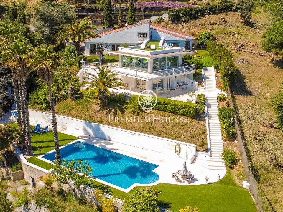 Villa i Alella, Barcelona - foto 1
