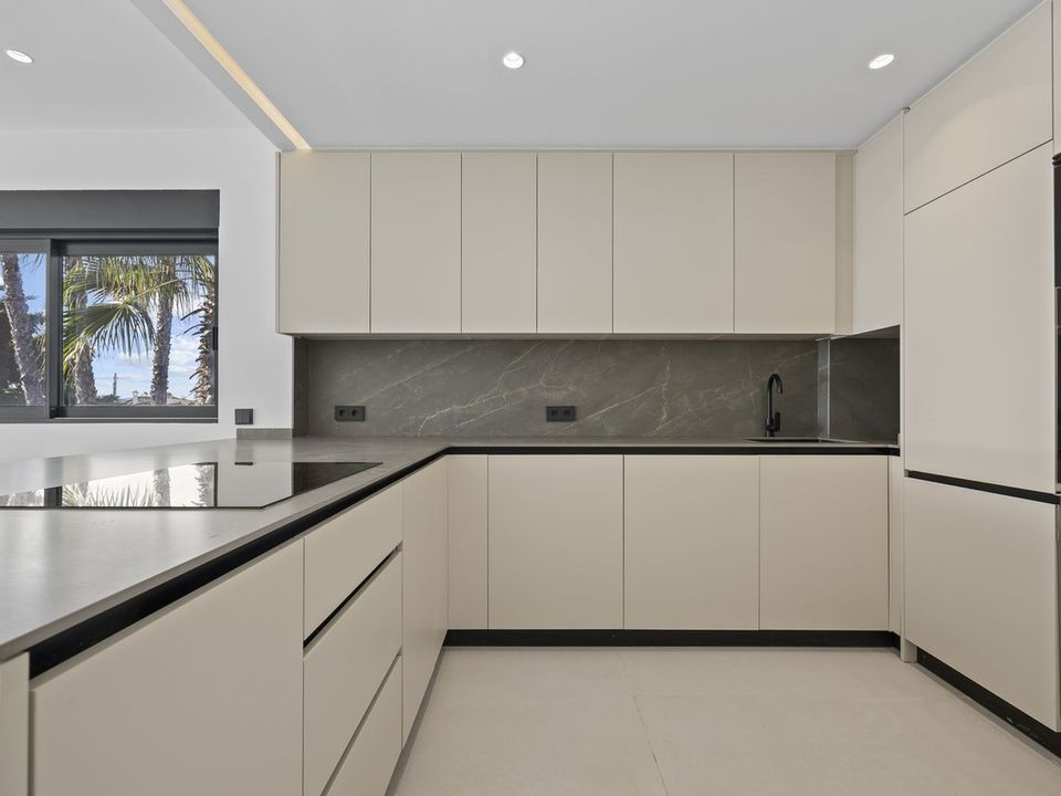Penthouse i El Paraiso, Malaga - foto 3