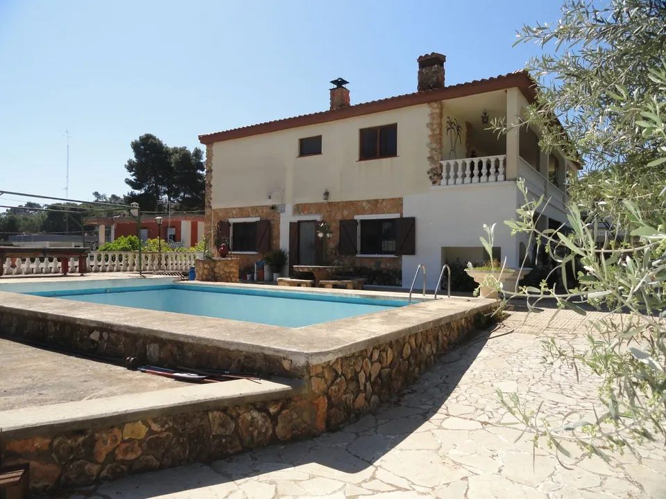 Villa i Chiva, Valencia - bilde 1