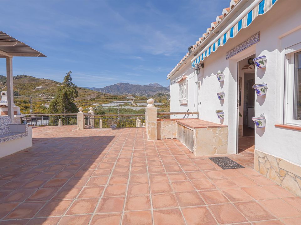 Landejendom i Nerja, Malaga - foto 5