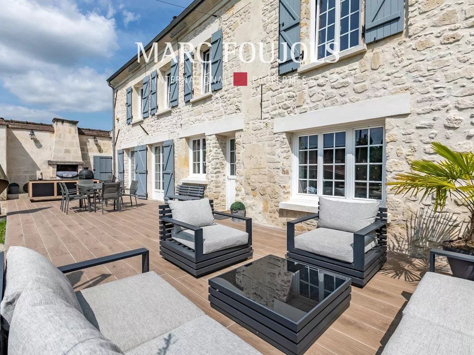 Villa i Crépy-en-Valois, Oise - bilde 1