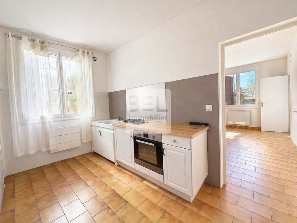 Landejendom i Laudun-L'Ardoise, Gard - foto 1