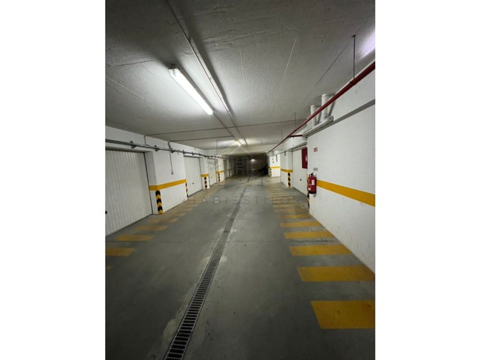 Garage i Brejos de Azeitao, Setubal - foto 2