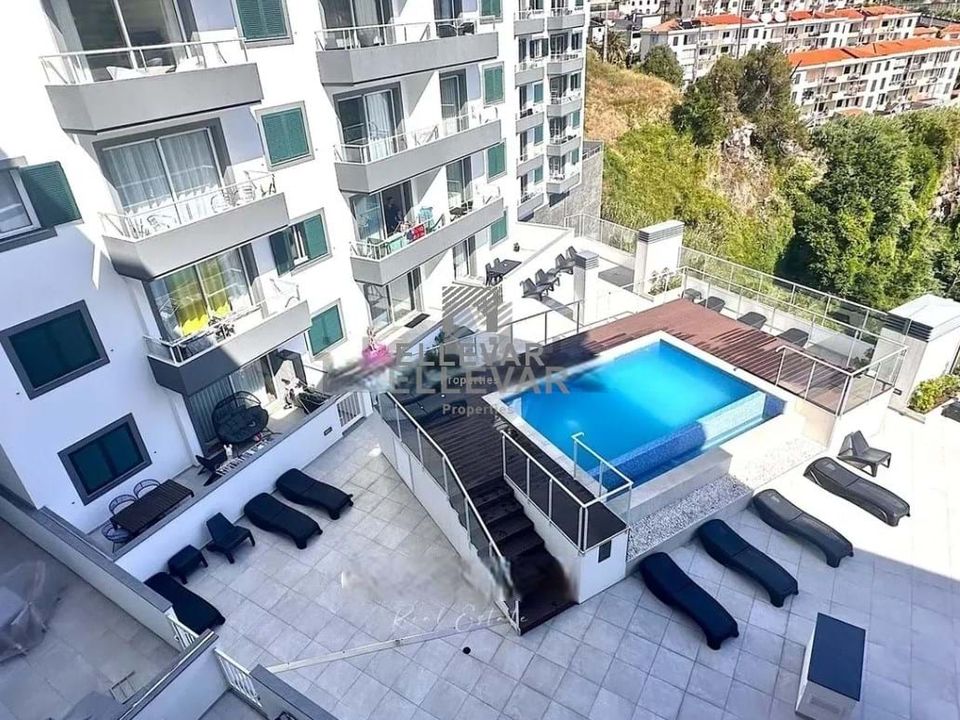 Apartamento en Canico de Baixo, Madeira - foto 1