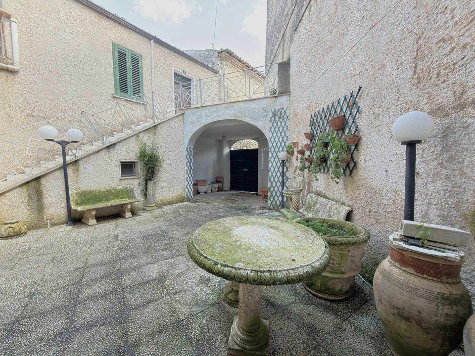 Villa i Palazzo Adriano, Palermo - bilde 3