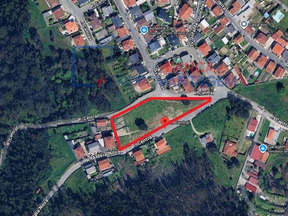 Helårsgrund i Santo Tirso, Porto - foto 1