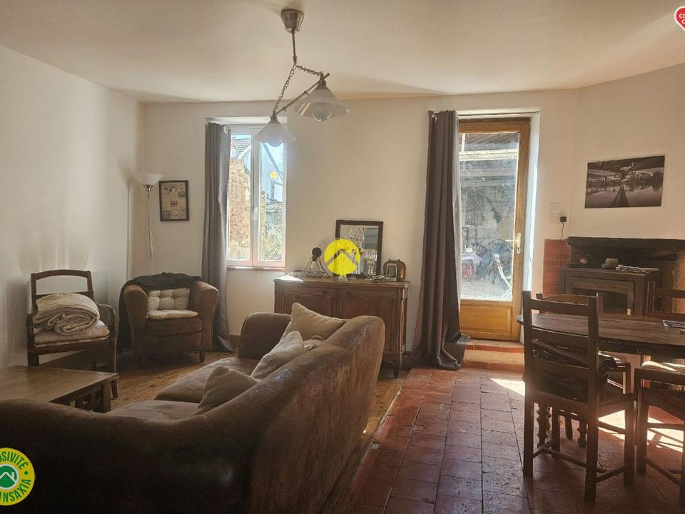 Villa in Cosne-d'Allier, Allier - photo 1