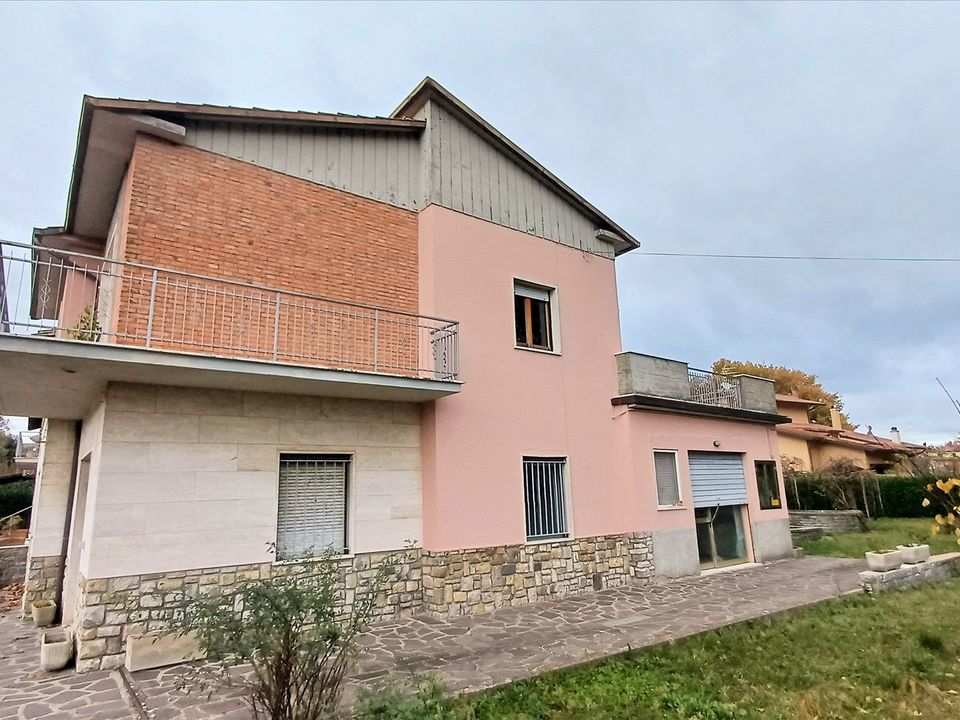 Rækkehus i Sarteano, Siena - foto 1