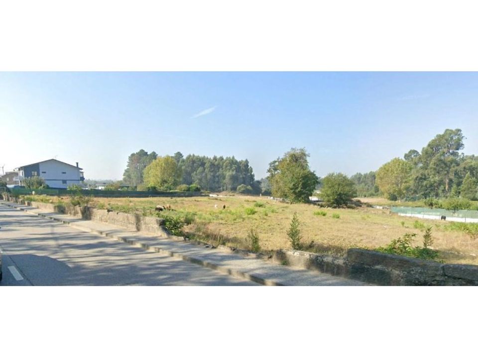 Helårsgrund i Milheiros, Porto - foto 1