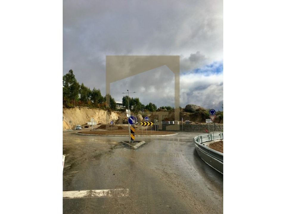 Helårsgrund i Guimaraes, Braga - foto 2