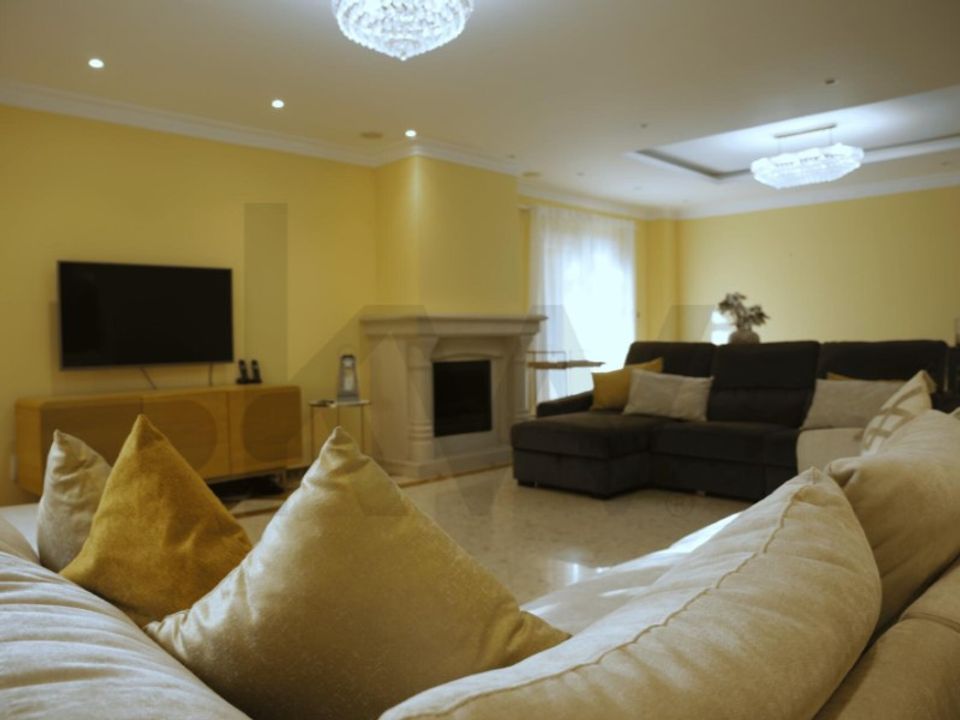 Villa i Santa Iria de Azoia, Lisbon - foto 3
