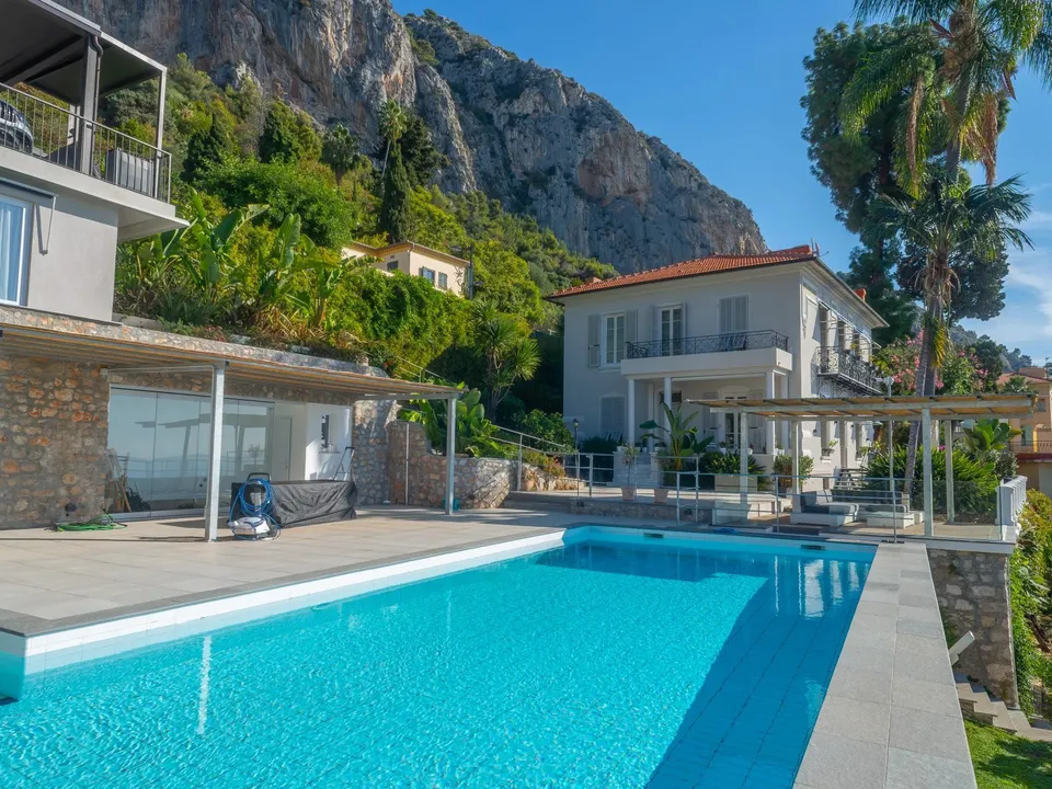 Villa i Menton, Alpes-Maritimes - foto 1