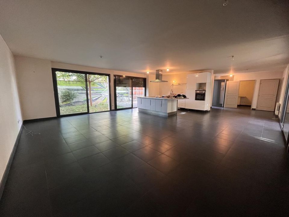 Villa a Villeurbanne, Rhone - foto 2