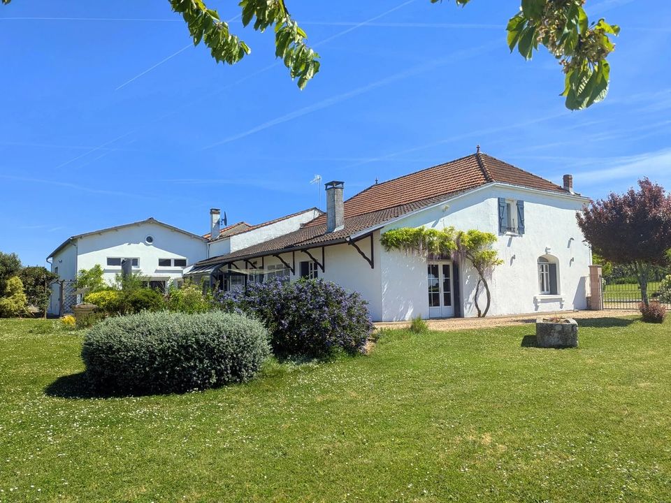 Landsbyhus i Saint-Gregoire-d'Ardennes, Charente-Maritime - foto 2