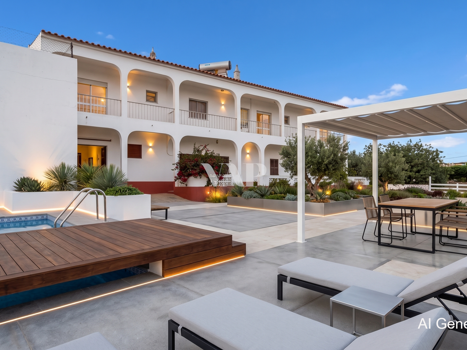 Villa i Quarteira, Faro - foto 1