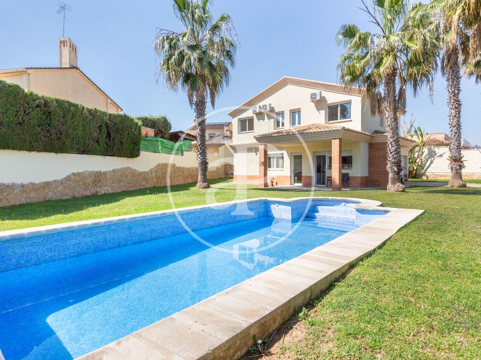 Villa i San Antonio De Benageber, Valencia - foto 1