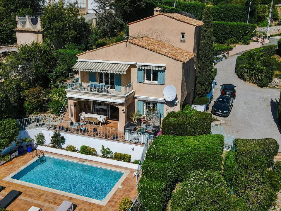 Villa i Mandelieu-la-Napoule, Alpes-Maritimes - foto 2