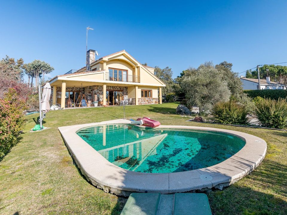 Villa i Torrelodones, Madrid - bilde 1