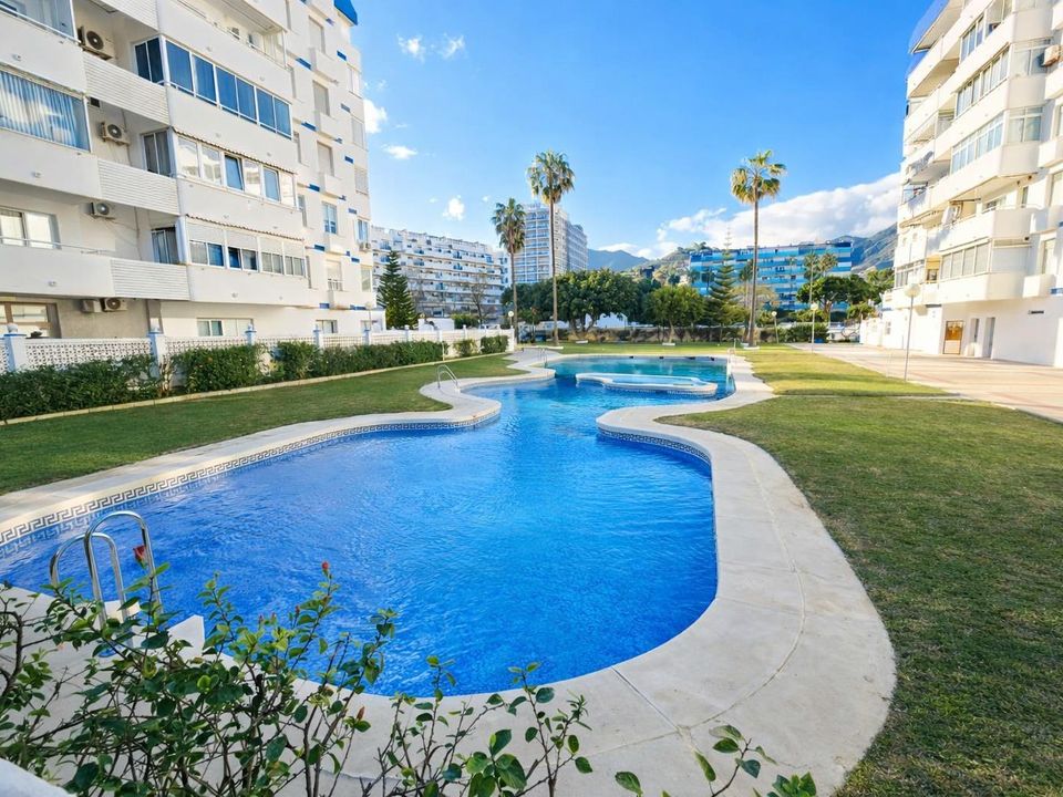 Lejlighed i Benalmadena, Malaga - foto 1