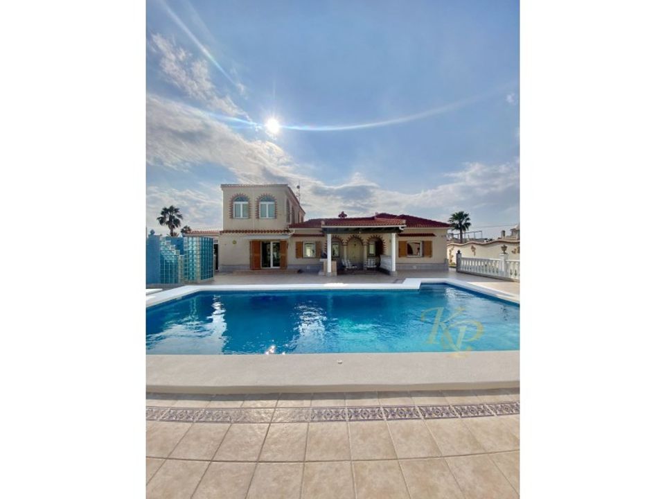 Villa i Torreta, Alicante - foto 1