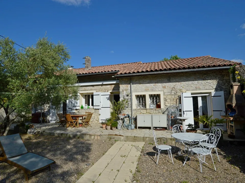 Landejendom i Loubes-Bernac, Lot-et-Garonne - foto 1