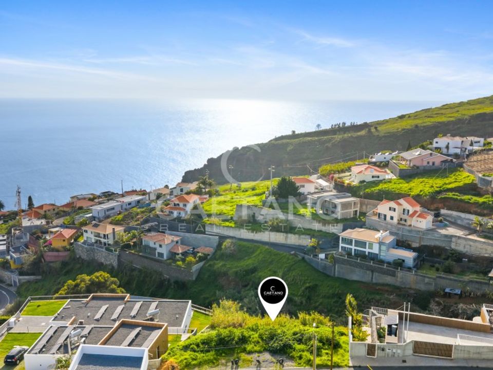 Helårsgrund i Calheta, Madeira - foto 1