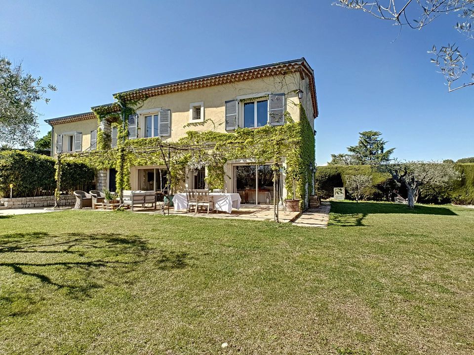 Villa i Mougins, Alpes-Maritimes - foto 1