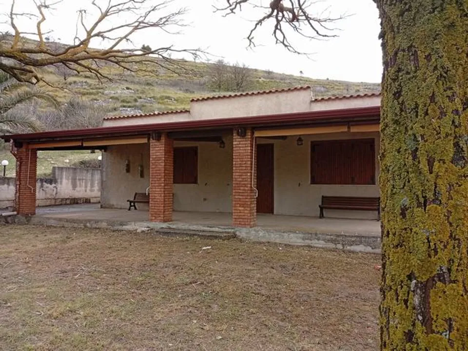 Villa i Santo Stefano Quisquina, Agrigento - bilde 1