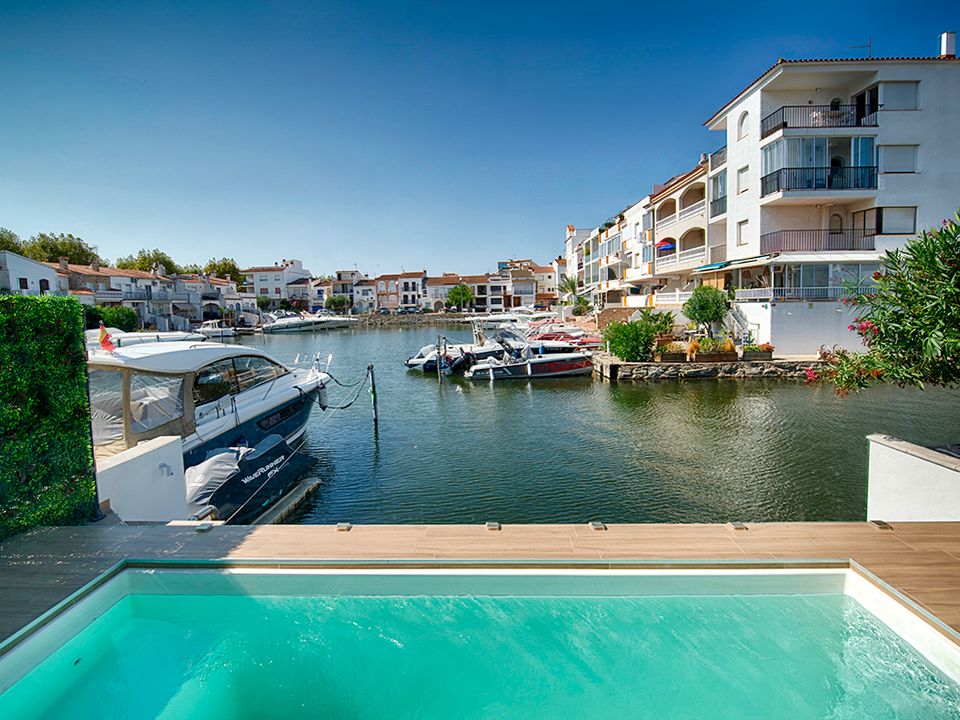Rækkehus i Empuriabrava, Gerona - foto 1