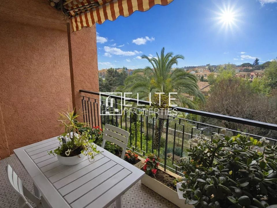 Lejlighed i Vence, Alpes-Maritimes - foto 1