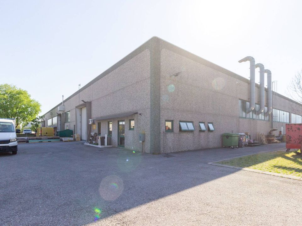 Erhvervsejendom i San Quirino, Pordenone - foto 1