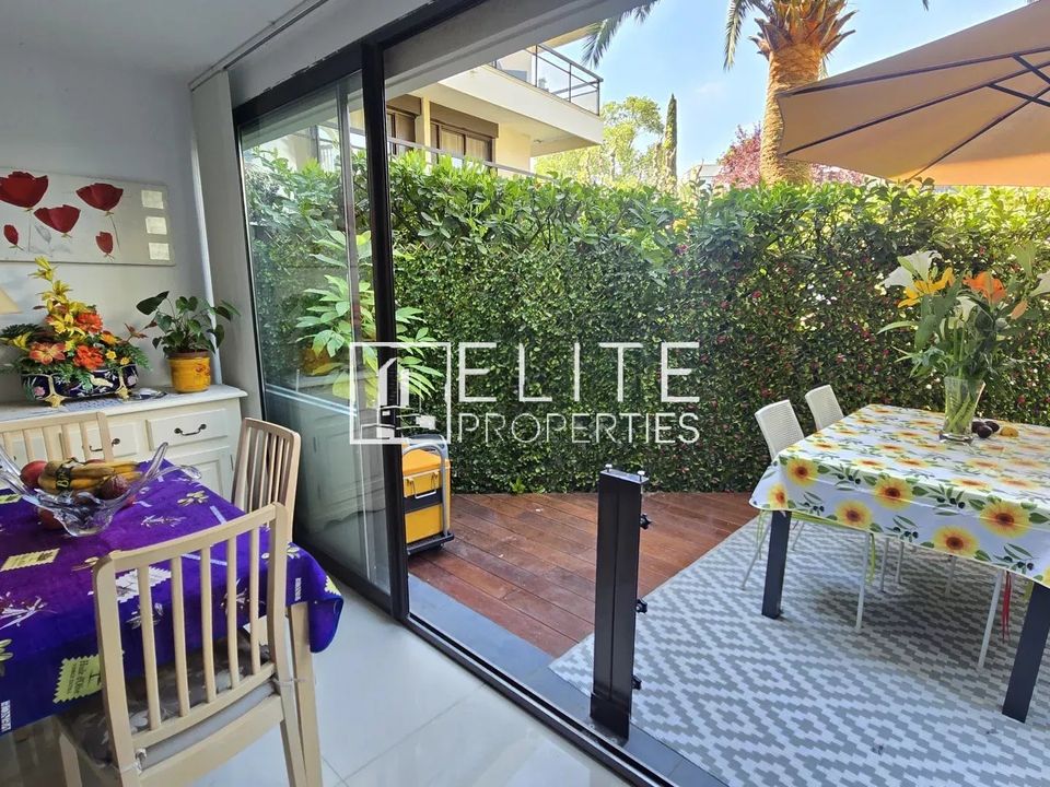 Lejlighed i Mandelieu-la-Napoule, Alpes-Maritimes - foto 2