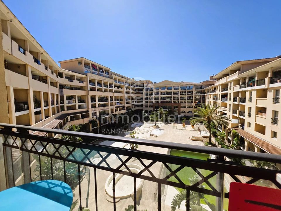 Lejlighed i Cannes-la-Bocca, Alpes-Maritimes - foto 1