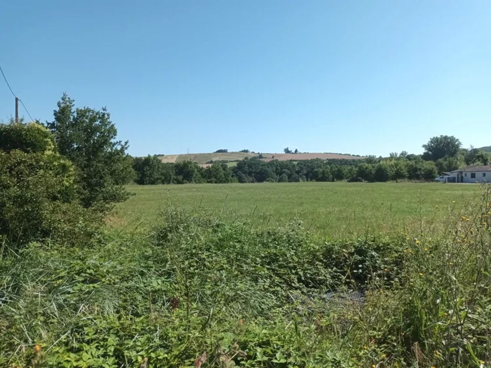 Helårsgrund i Bessières, Haute-Garonne - foto 1