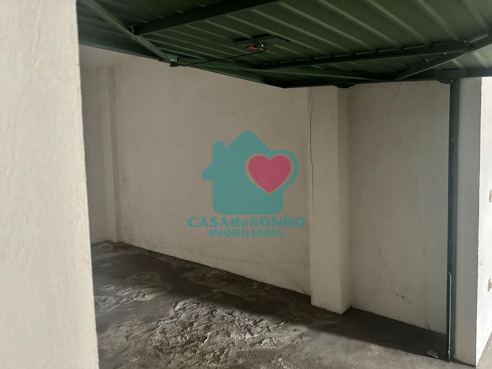 Garage i Albergaria-a-Velha, Aveiro - foto 3